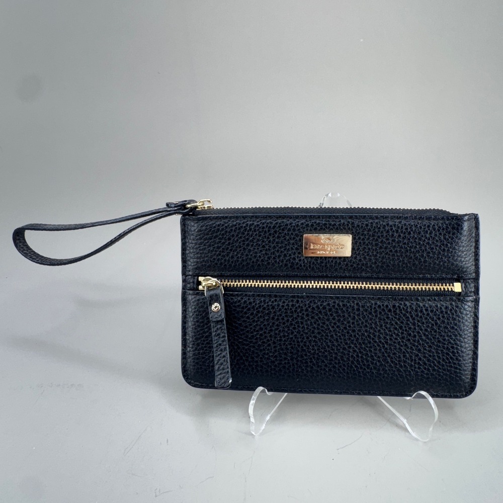Kate Spade Wristlet Pouch OS Black Pebbled Leather Chic Minimalist